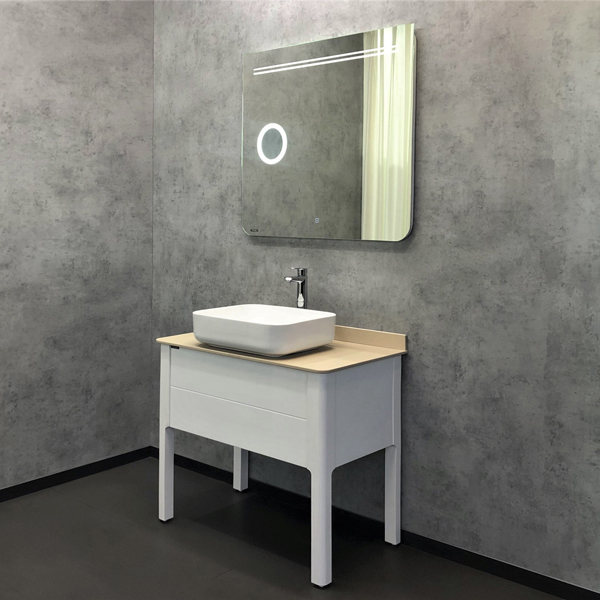 Зеркало Comforty Лондон-90, LED-подсветка, бесконтактный сенсор 00-00014140CF 90x80 фото