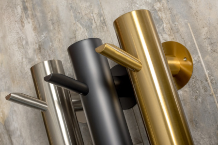 Электрический полотенцесушитель Boheme Uno 724-NB OAK NIKEL BRUSH фото