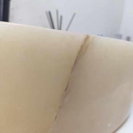 Накладная раковина из оникса Oval Yellow OY-01587 (53*38*15) фото