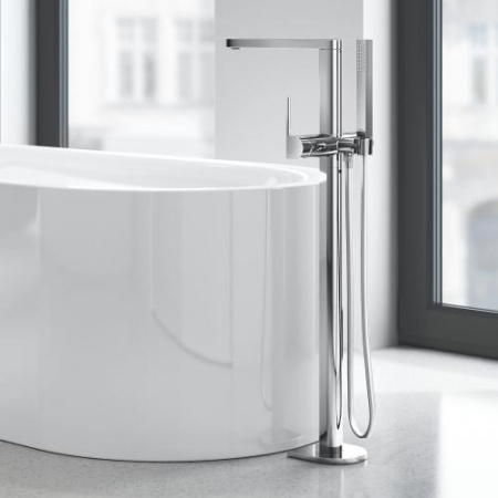 Смеситель для ванны напольный Grohe Plus 23846003 фото