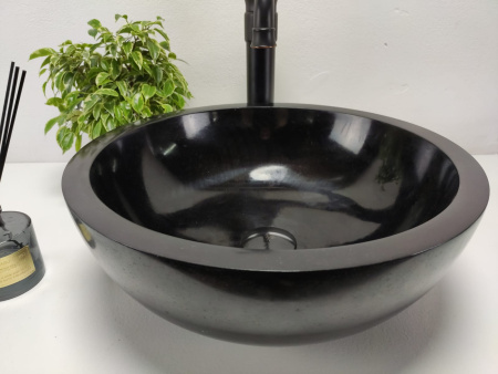 Накладная раковина из камня Андезит Bowl Black Small BA-01010 (40*40*15) фото