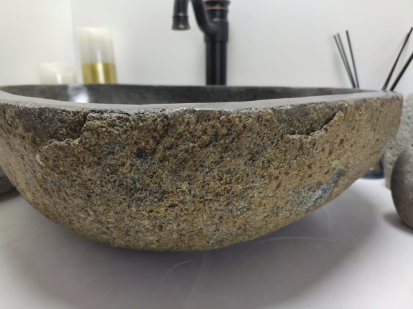 Накладная раковина из речного камня RS0481 (58*44*15) фото