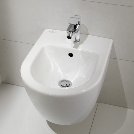 Биде подвесное Villeroy & Boch Subway 2.0 plus 540000R1 фото