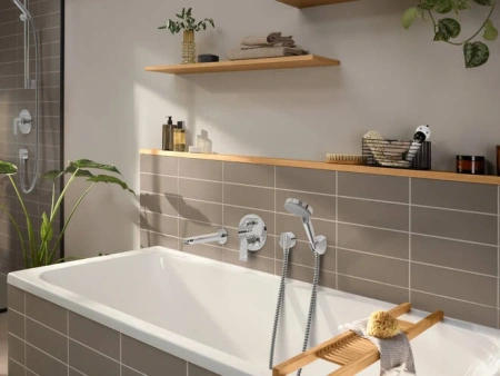 Смеситель для ванны и душа Hansgrohe Rebris E 72468000 хром фото