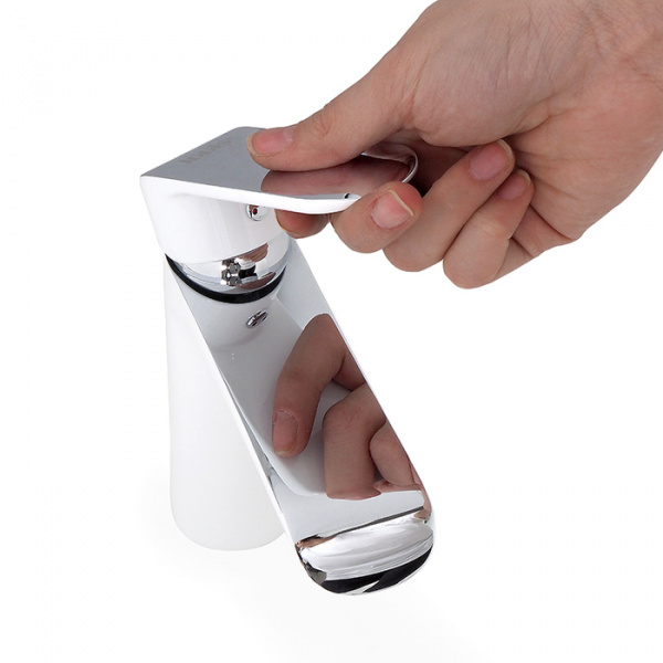 Смеситель для раковины Iddis Calipso CALSB00i01 фото