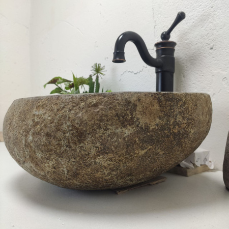 Накладная раковина из речного камня RS01486 (42*33*16) фото