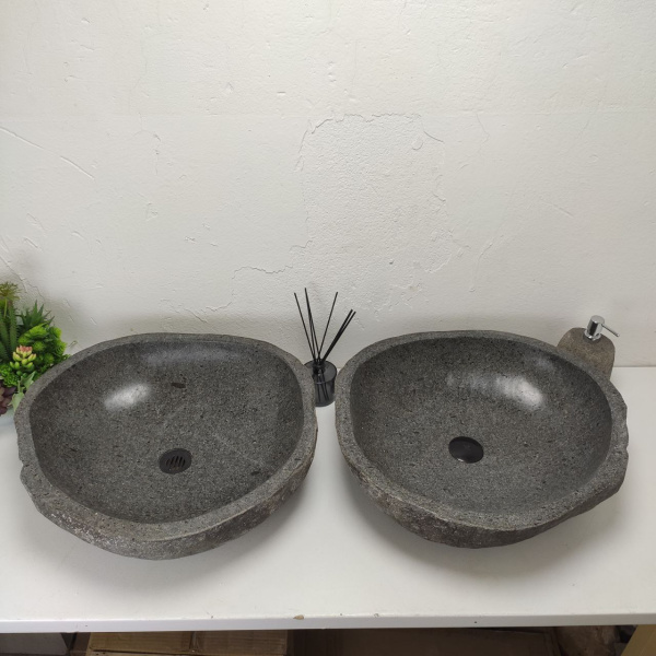 Накладная раковина из речного камня RS01464 БЛИЗНЕЦЫ (54*50*16) фото