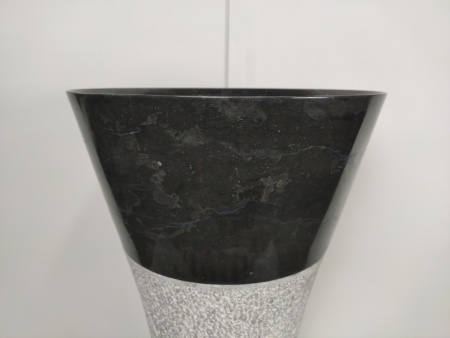 Напольная раковина из мрамора Indo Pedestal Cream/Black MN-391 фото