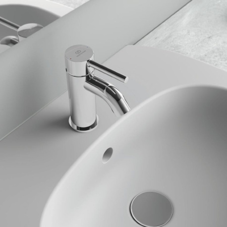Смеситель для раковины Ideal Standard CERALINE BC185AA фото