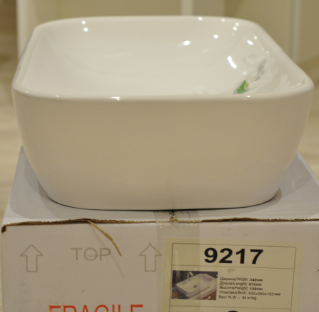 Накладная раковина CeramaLux N 9217 61х34 фото