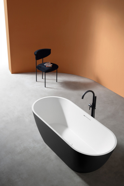 Ванна из искусственого камня Abber Frankfurt AM9941BW 170x75 черная фото