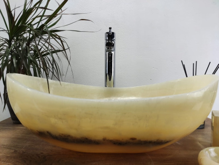 Накладная раковина из оникса Oval Yellow OO-01065 (55*38*19) фото