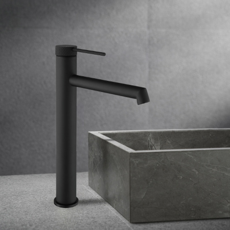 Высокий смеситель для раковины Vincea Rim VBF-2RM2MB черный матовый фото