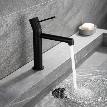 Смеситель для раковины Vincea Desire VBF-1D1MB черный матовый фото