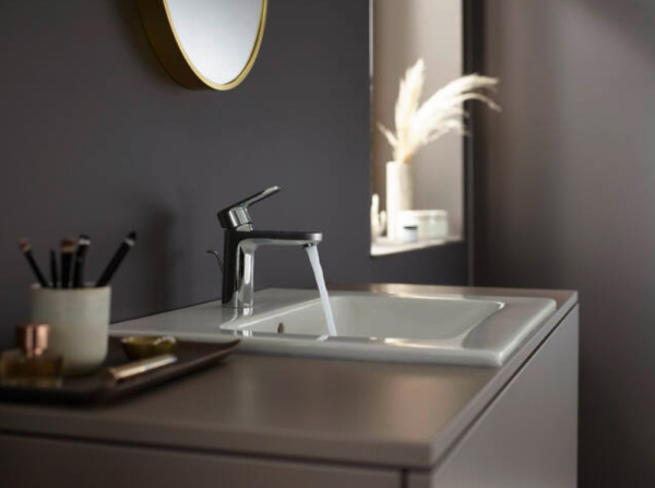 Смеситель для раковины Hansgrohe Vernis Blend 70 71550000 хром фото