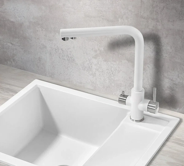 Смеситель для кухни под фильтр Milacio Ultra Bolvir MCU.553.WH белый фото