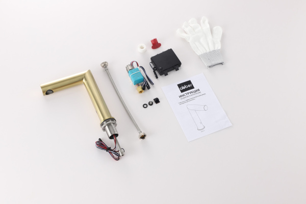 Сенсорный смеситель для раковины Abber Perfekte 316 AF8A101BGS золото брашированное фото