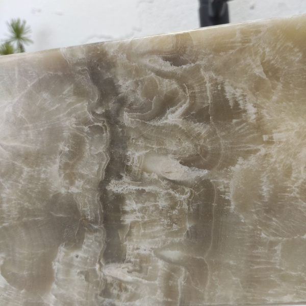 Накладная раковина из оникса Prau Grey Kecil OP-01574 (50*35*14) фото