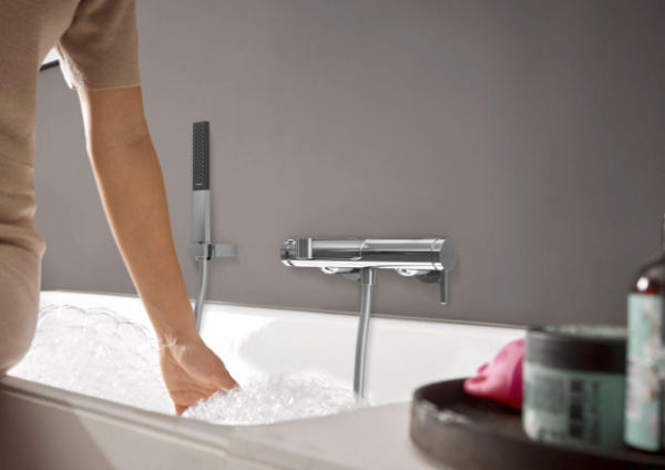 Смеситель для ванны с душем Hansgrohe Finoris 76420000 хром фото
