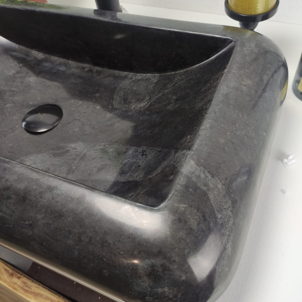 Накладная раковина из мрамора Kotak Luncur bibir Black KL-00863 (70*40*15) фото