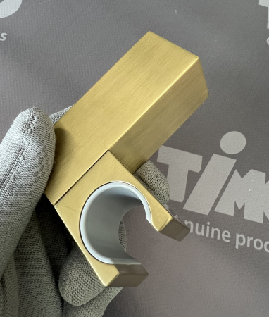 Душевая система скрытого монтажа Timo Petruma SX-5049/17SM золото матовое фото