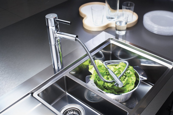 Смеситель для кухни Grohe Essence 32171000 с выдвижным изливом фото