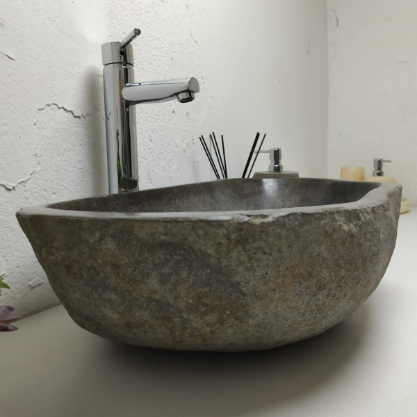 Накладная раковина из речного камня RS01314 (70*39*16) фото