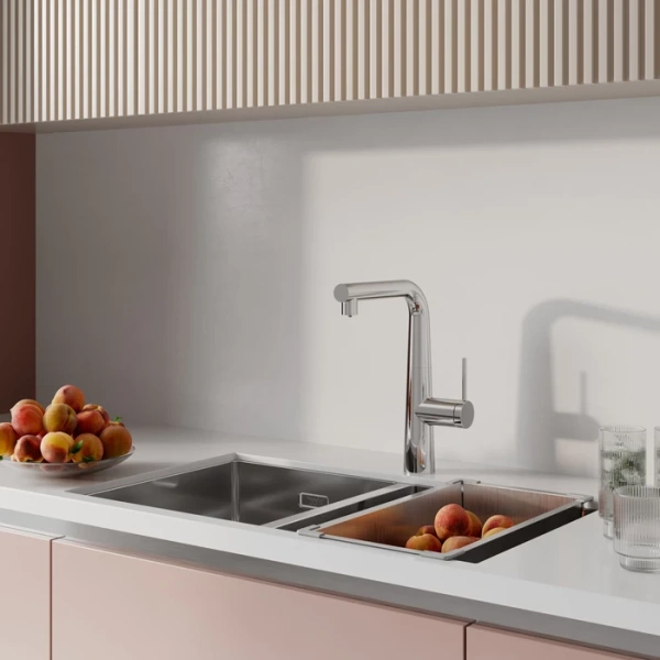 Смеситель для кухни с выдвижной лейкой Iddis Pure PURSBPFi05 хром фото
