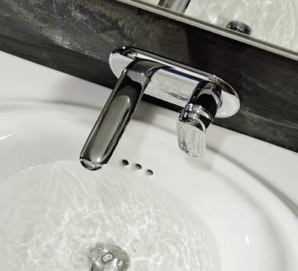 Смеситель для раковины настенный BelBagno Ferrano FER-BL-CRM фото