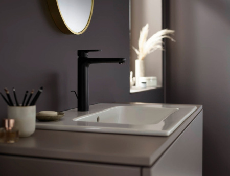 Высокий смеситель для раковины Hansgrohe Vernis Blend 71552670 черный матовый фото