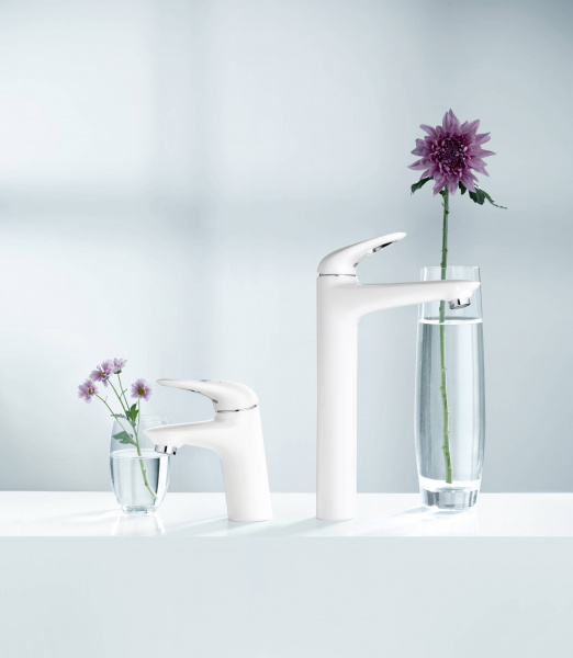 Высокий смеситель для раковины Grohe Eurostyle New 23570LS3 фото