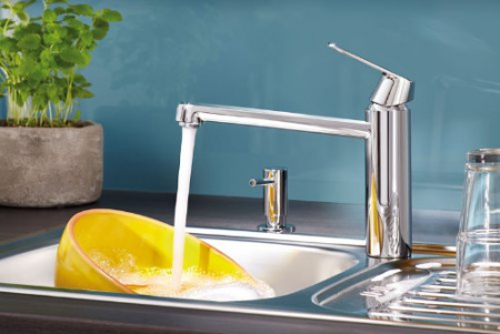 Смеситель для кухни Grohe Eurosmart Cosmopolitan 30193000 фото