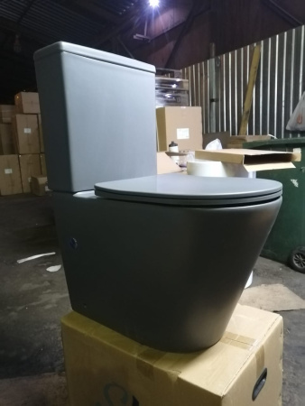 Унитаз напольный безободковый с функцией биде SantiLine SL-5014MG фото