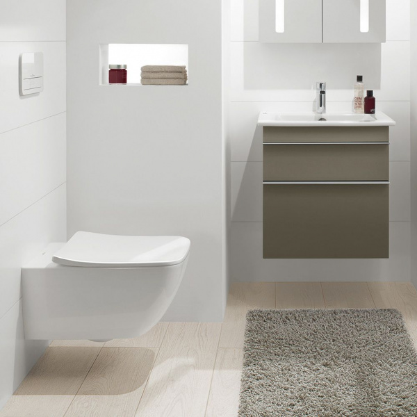 Подвесной унитаз Villeroy & Boch Venticello 4611RSR1 с сиденьем soft close фото