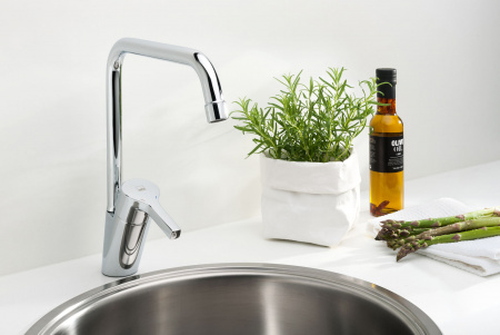 Смеситель для кухни Oras Saga Style 3933FH фото