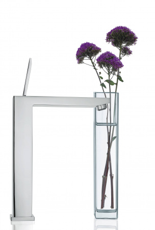 Высокий смеситель для раковины Grohe Eurocube Joy 23661000 фото