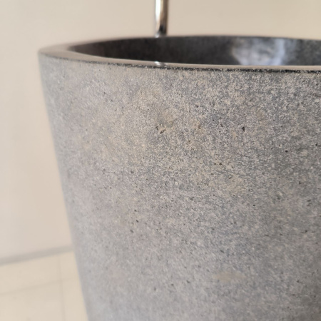 Напольная раковина из речного камня Indo RN-04176 46x46 фото