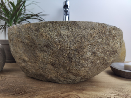 Накладная раковина из речного камня RS141 (47*39*15) фото