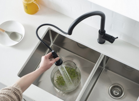 Смеситель для кухни Timo Saona 2316/03FL черный фото