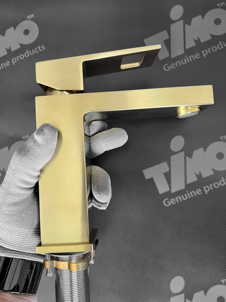 Смеситель для раковины Timo Briana 7161/17F матовое золото фото