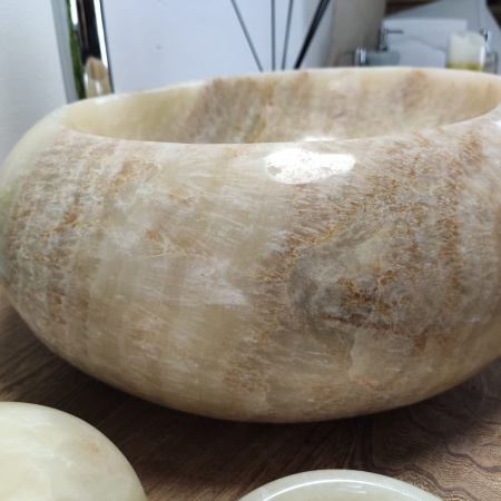 Накладная раковина из оникса Oval Yellow Donut OD-00981 (55*38*15) фото