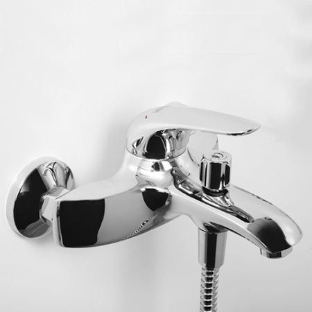 Смеситель для ванны с душем с ручным душем WasserKRAFT Rossel 2801 фото