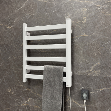 Полотенцесушитель электрический Fixsen BASIC FX-7400W белый фото