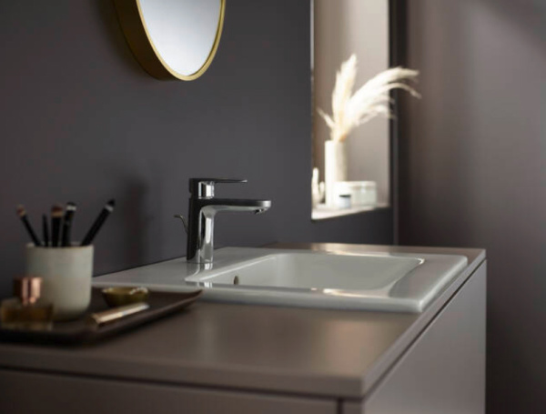 Смеситель для раковины Hansgrohe Vernis Blend 70 71550000 хром фото