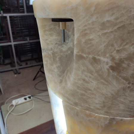 Раковина напольная из оникса Grey ON-01345 (40*40*90) фото