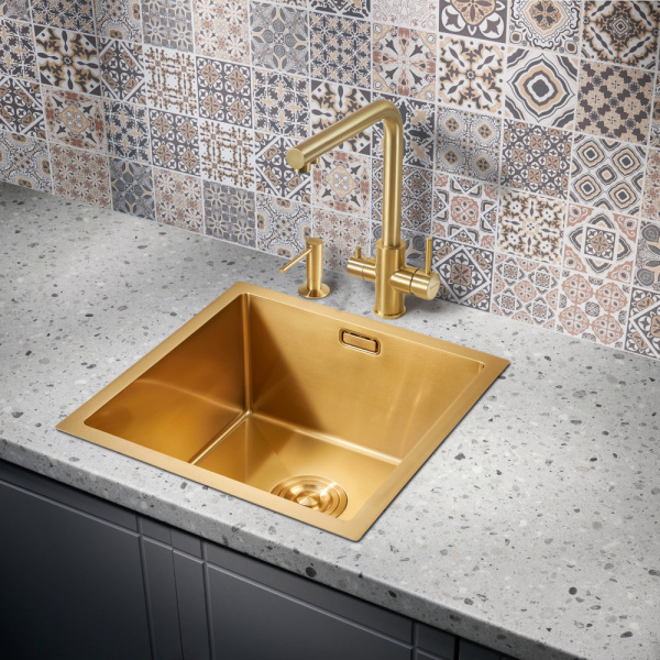 Мойка для кухни из нержавеющей стали Milacio Denia 44 Steel MC.77438 44x44 брашированное золото  фото