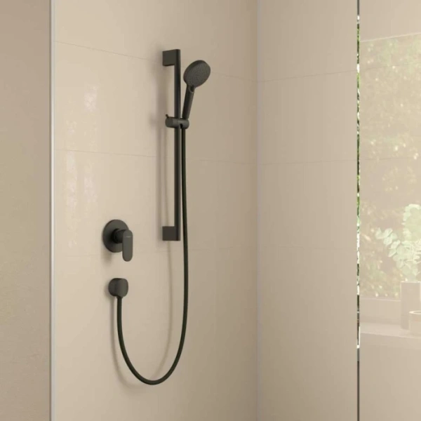 Смеситель для душа Hansgrohe Vernis Blend 71649670 черный матовый фото