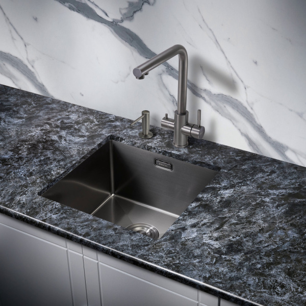 Мойка для кухни из нержавеющей стали Milacio Denia 44 Steel MC.77439 44x44 вороненая сталь фото