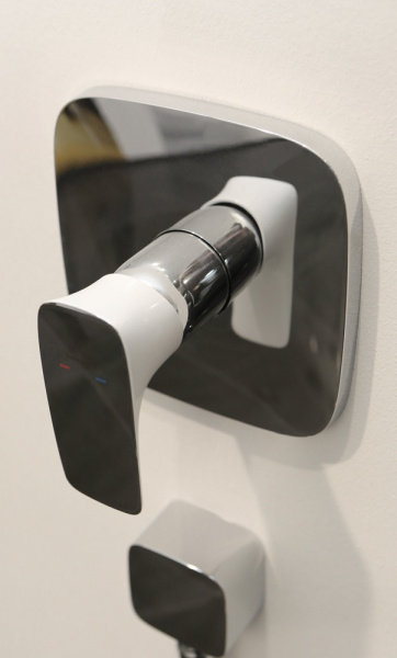 Смеситель для душа Hansgrohe PuraVida 15665400 фото