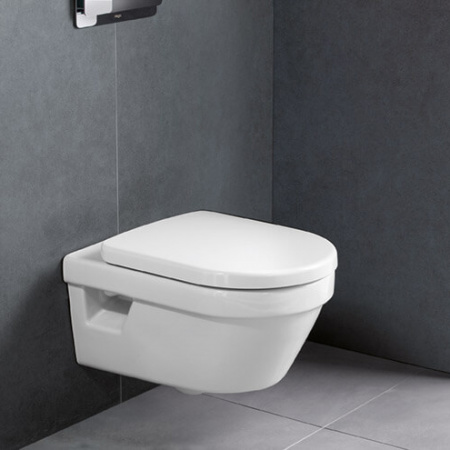 Унитаз подвесной Villeroy & Boch Architectura 4694HR01 с сиденьем soft close фото